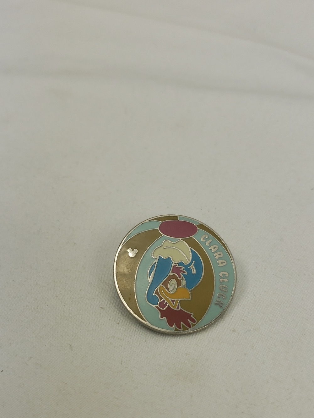 Disney Clara Cluck Beach Ball Cast Lanyard 2006 Pin